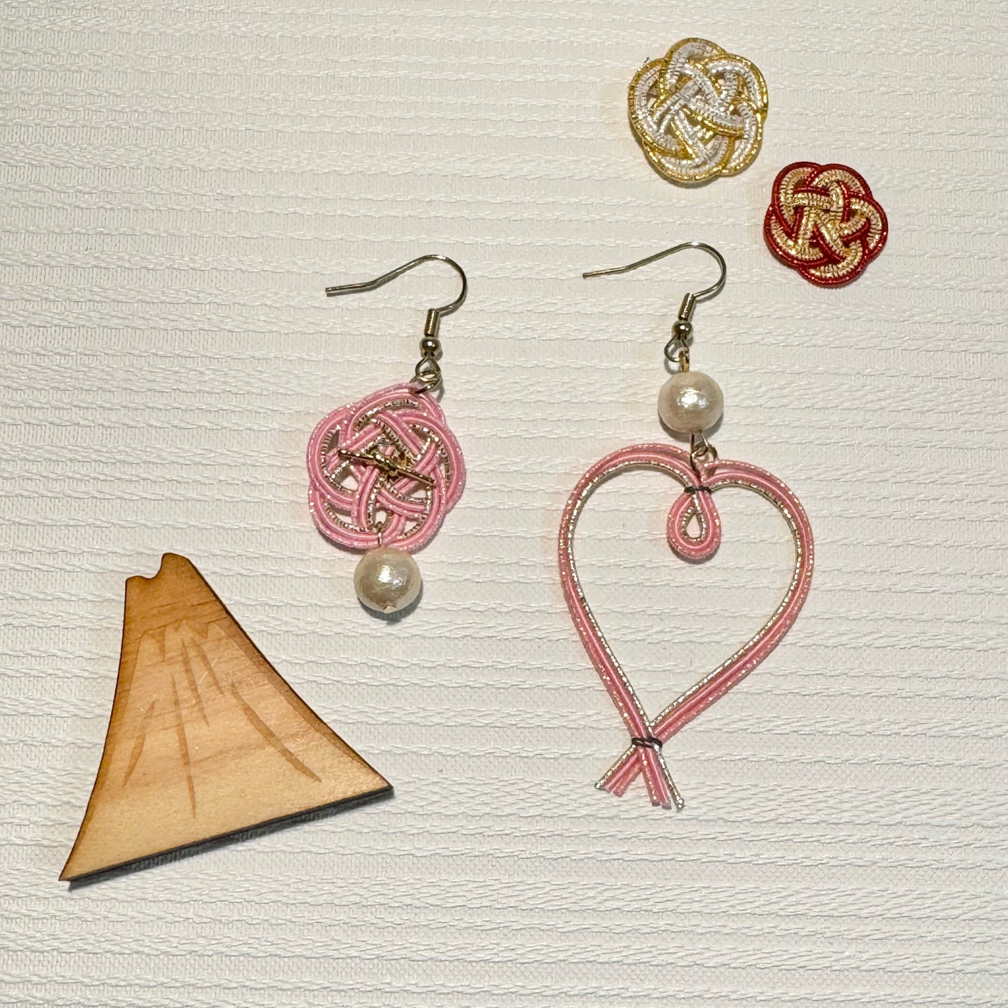 -Mizuhiki- Fortune flower & Heart Japanese art earrings