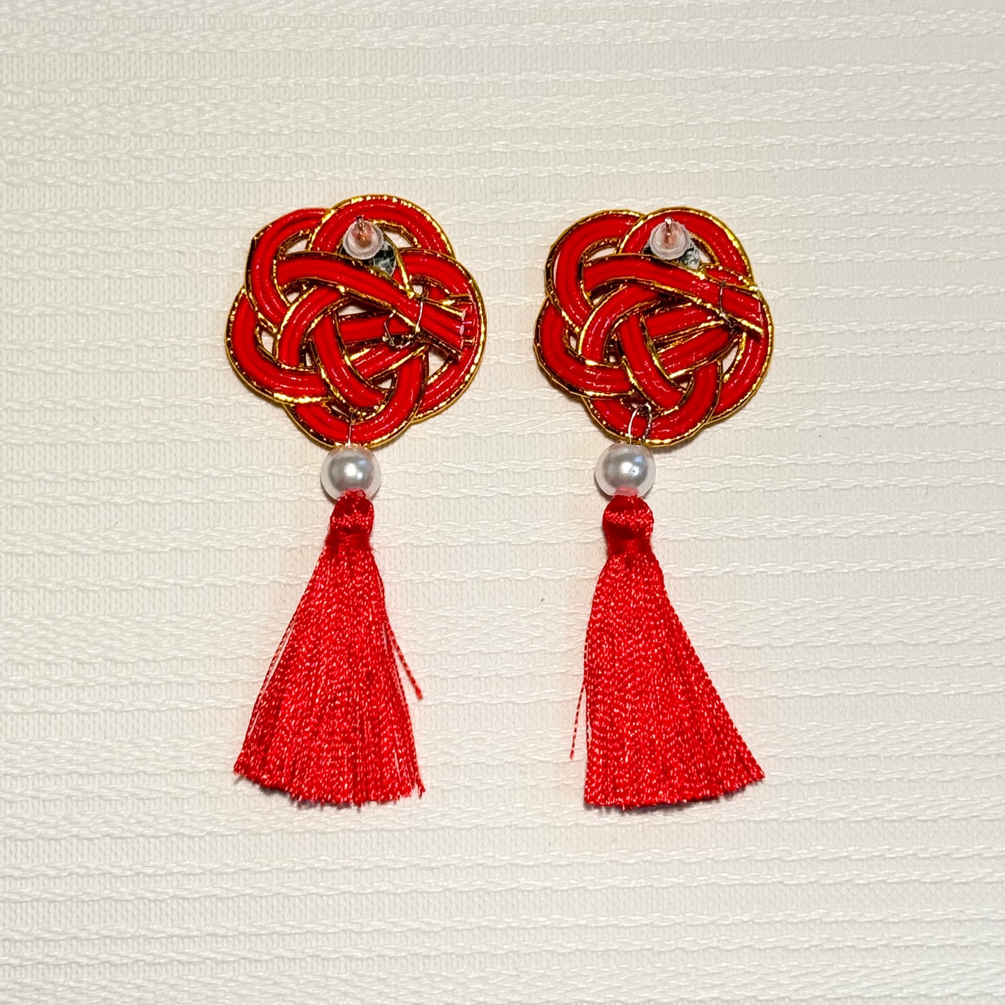 -Mizuhiki- Red fortune flower Japanese art earrings