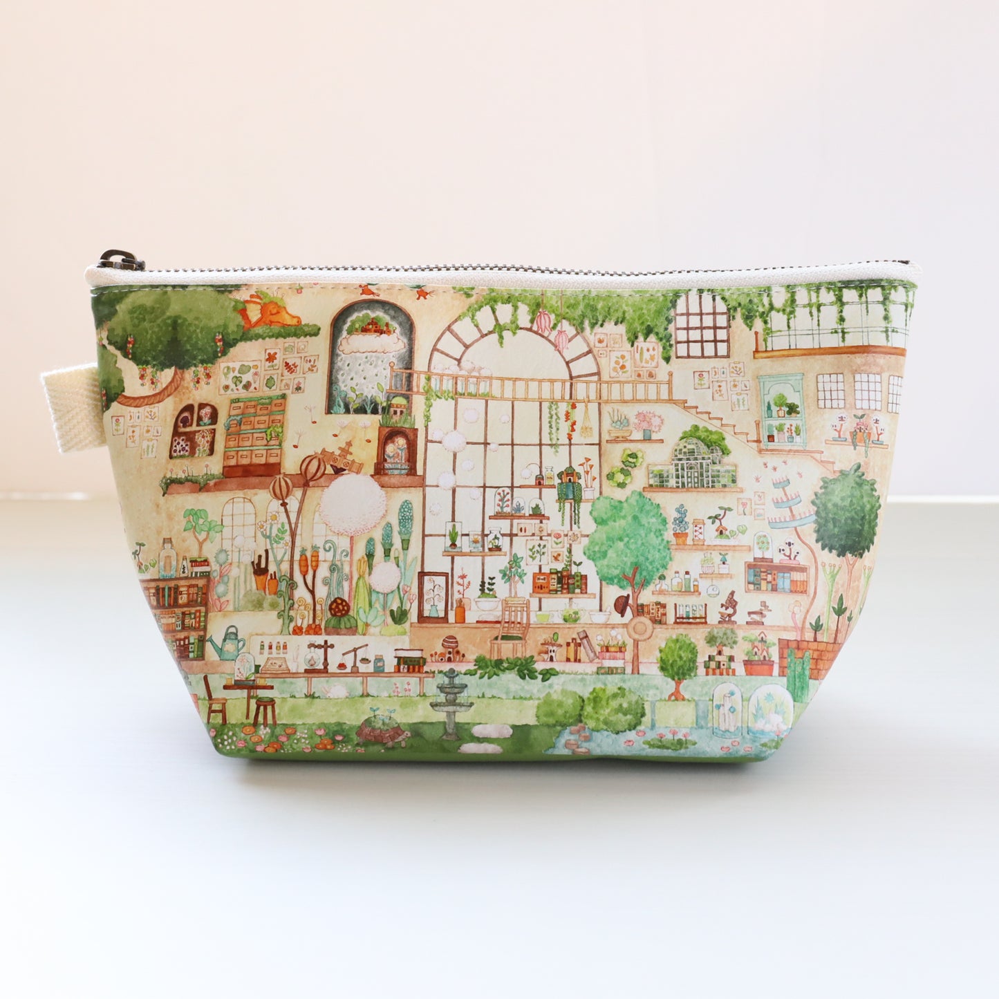 Big Pouch "The Botanist's room"