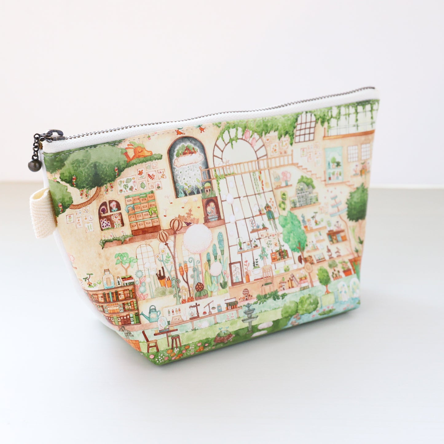 Big Pouch "The Botanist's room"