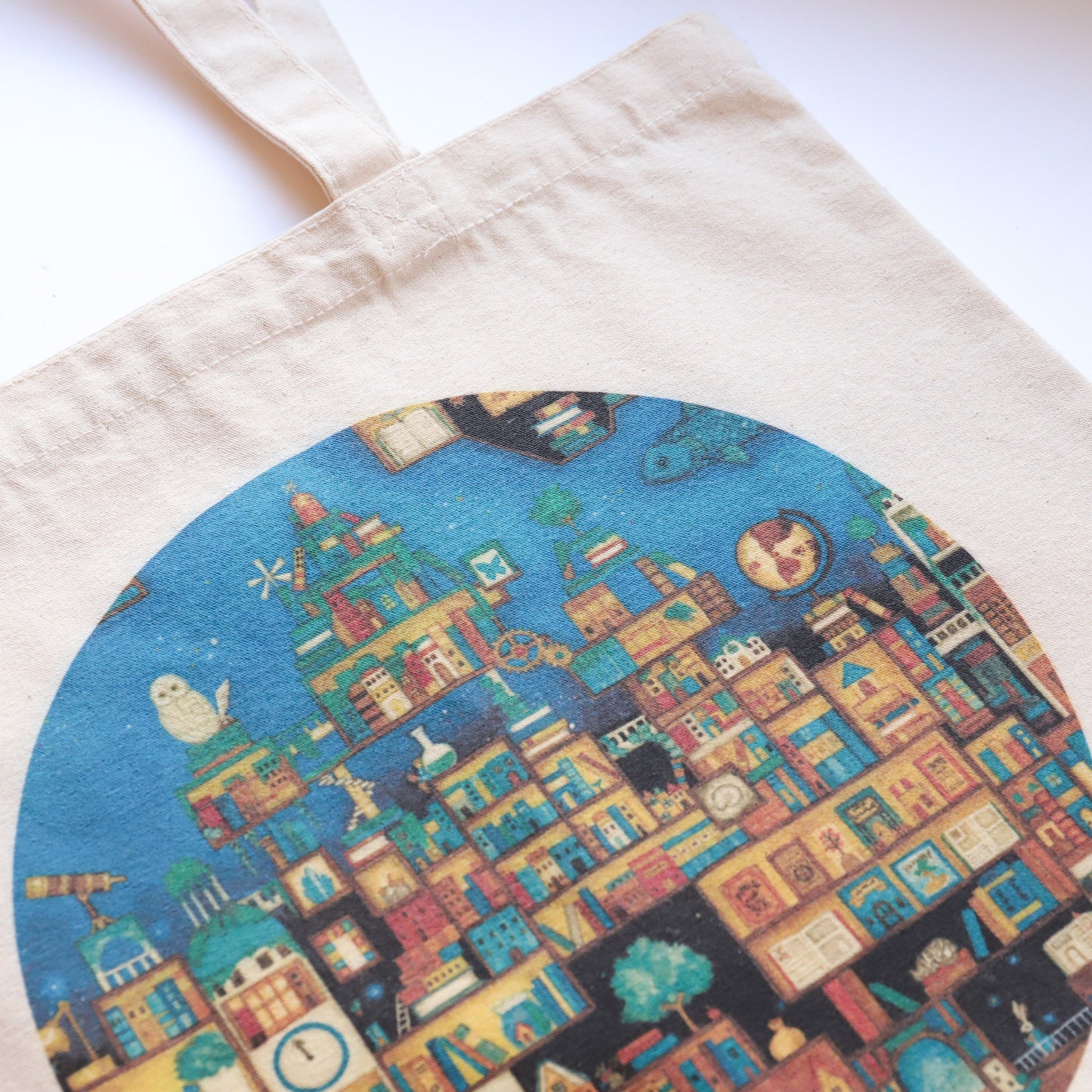 Medium Tote Bag "The Kingdom of Forgotten Books"